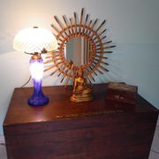 Lamp to lay, crystal lampshade cut with brass rosette, lamp foot in glass pase