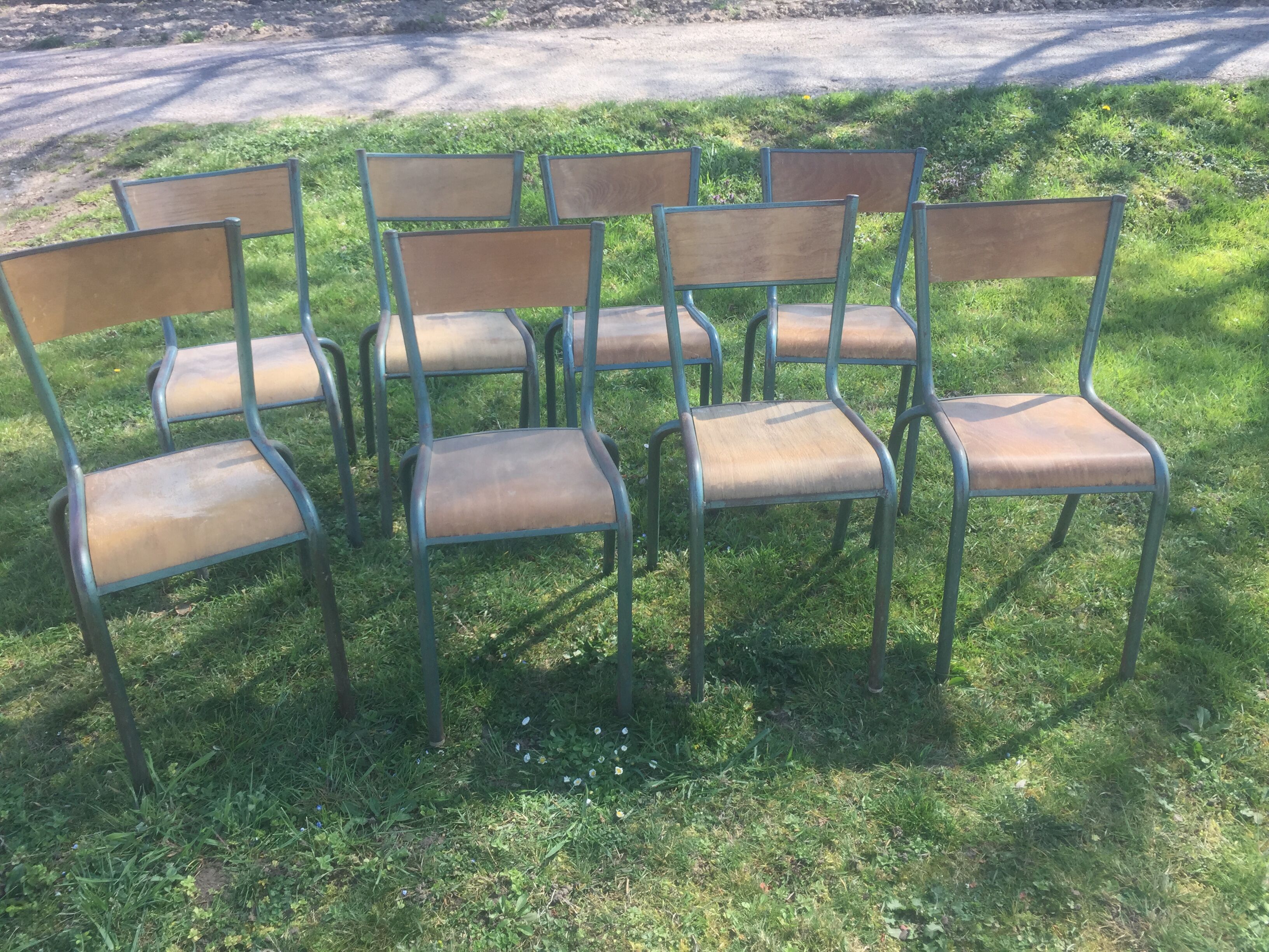 8 chairs mullca