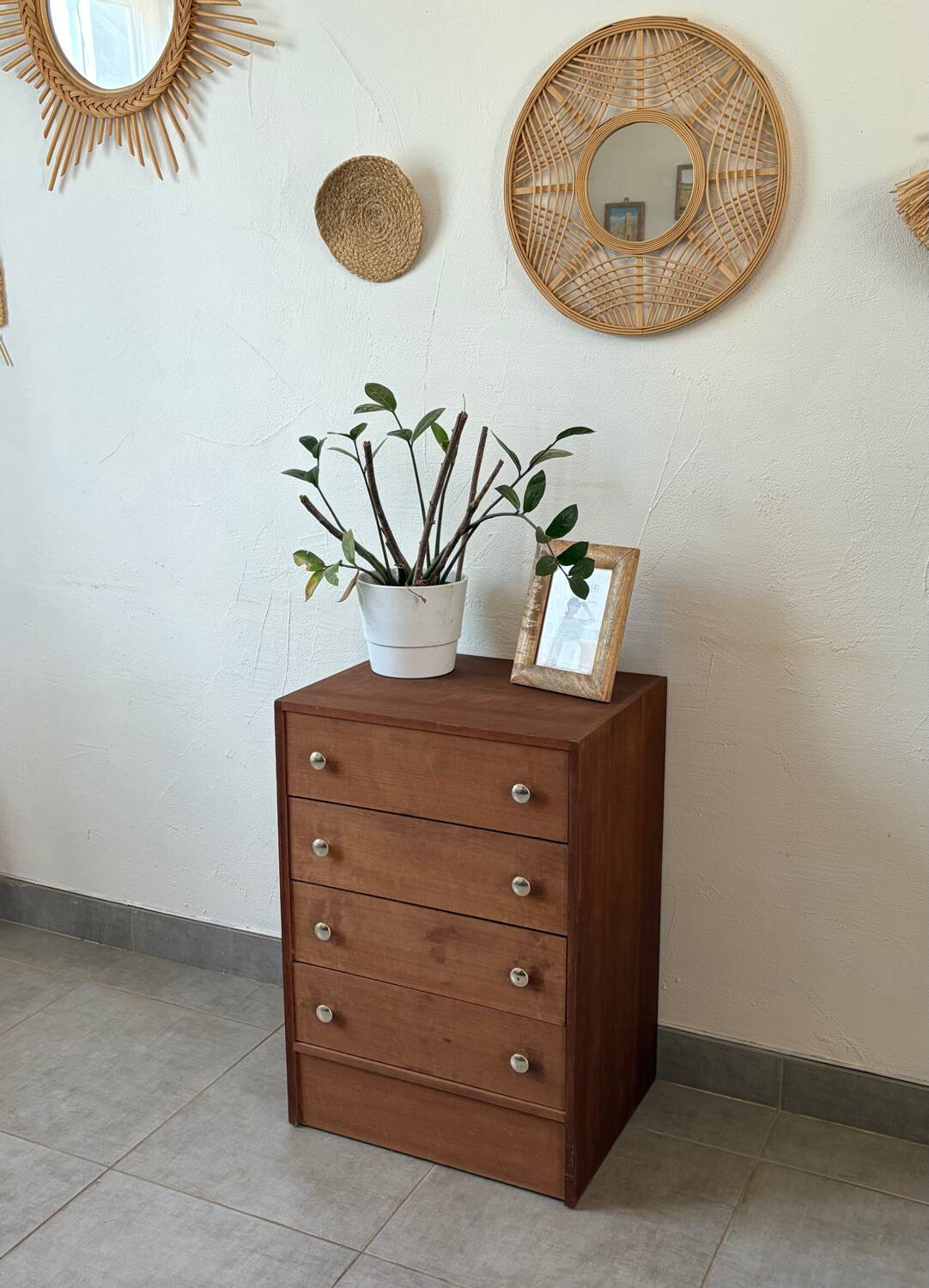 Vintage 1960s chest of drawers / chiffonnier