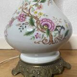 Ancienne lampe à pétrole éclectrifié Napoleon 3 globe en opaline