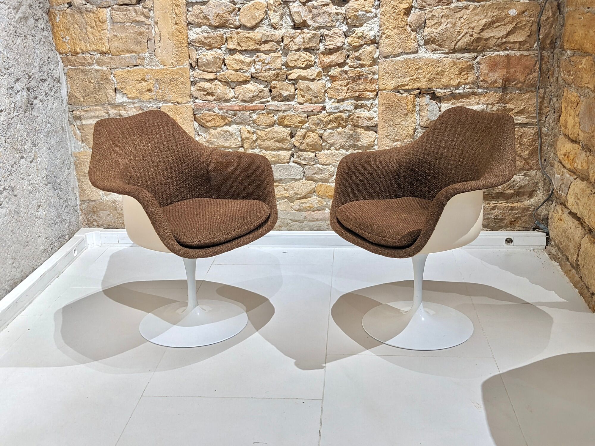 Set of 4 armchairs "Tulip" made by Eero Saarinen for Knoll