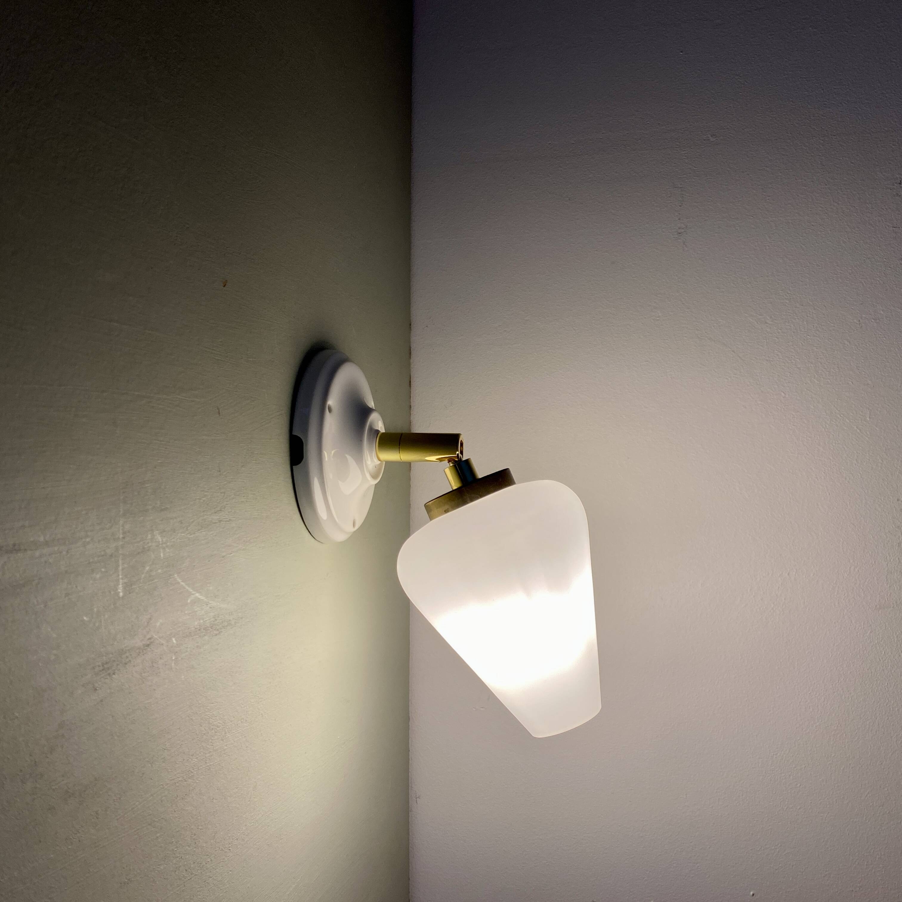 Vintage tulip wall light in white opaline