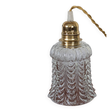 Transparent moulded glass suspension – corolla pattern