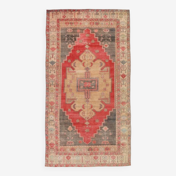 5x9 Classic & Bordered Red Vintage Rug, 146x267Cm