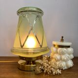 Glass globe-laying lamp