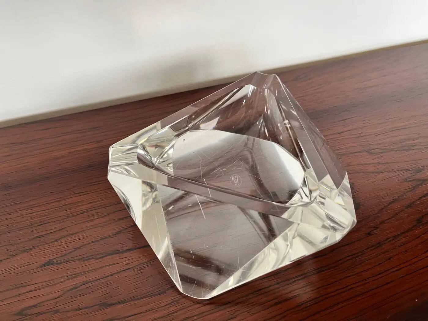 Cendrier en verre artistique bohémien par Vaclav Hanus pour Moser, années 1960.