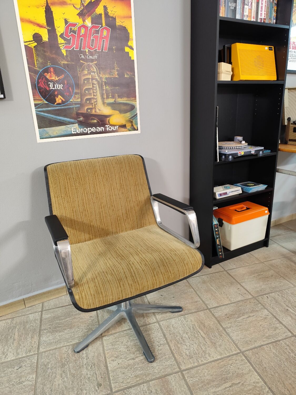 Vintage wilkhahn office chair from the 1970s.