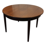 Scandinavian round table