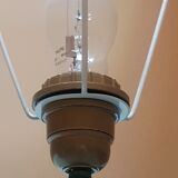 Lampe sur pied en laiton.