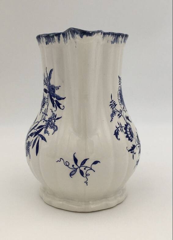 Old earthenware jug from Sarreguemines, Lancaster model