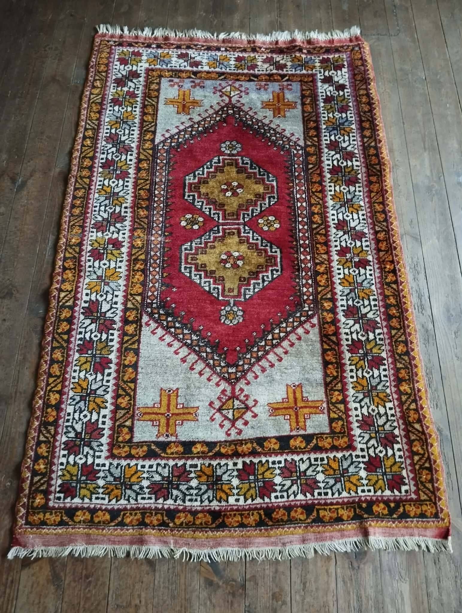 Tapis Anatolien Yahyahli fait main 190x114cm