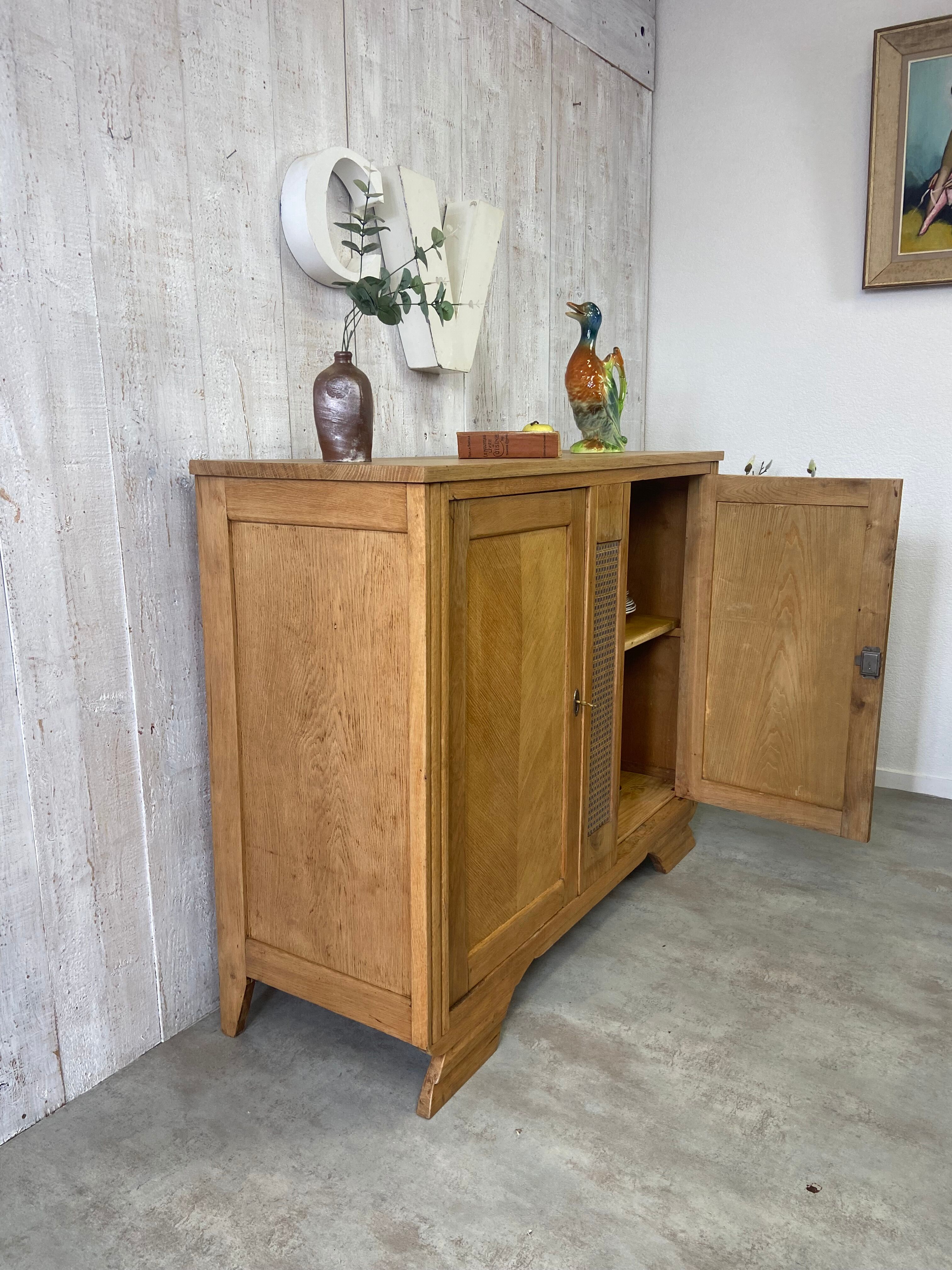 Vintage buffet