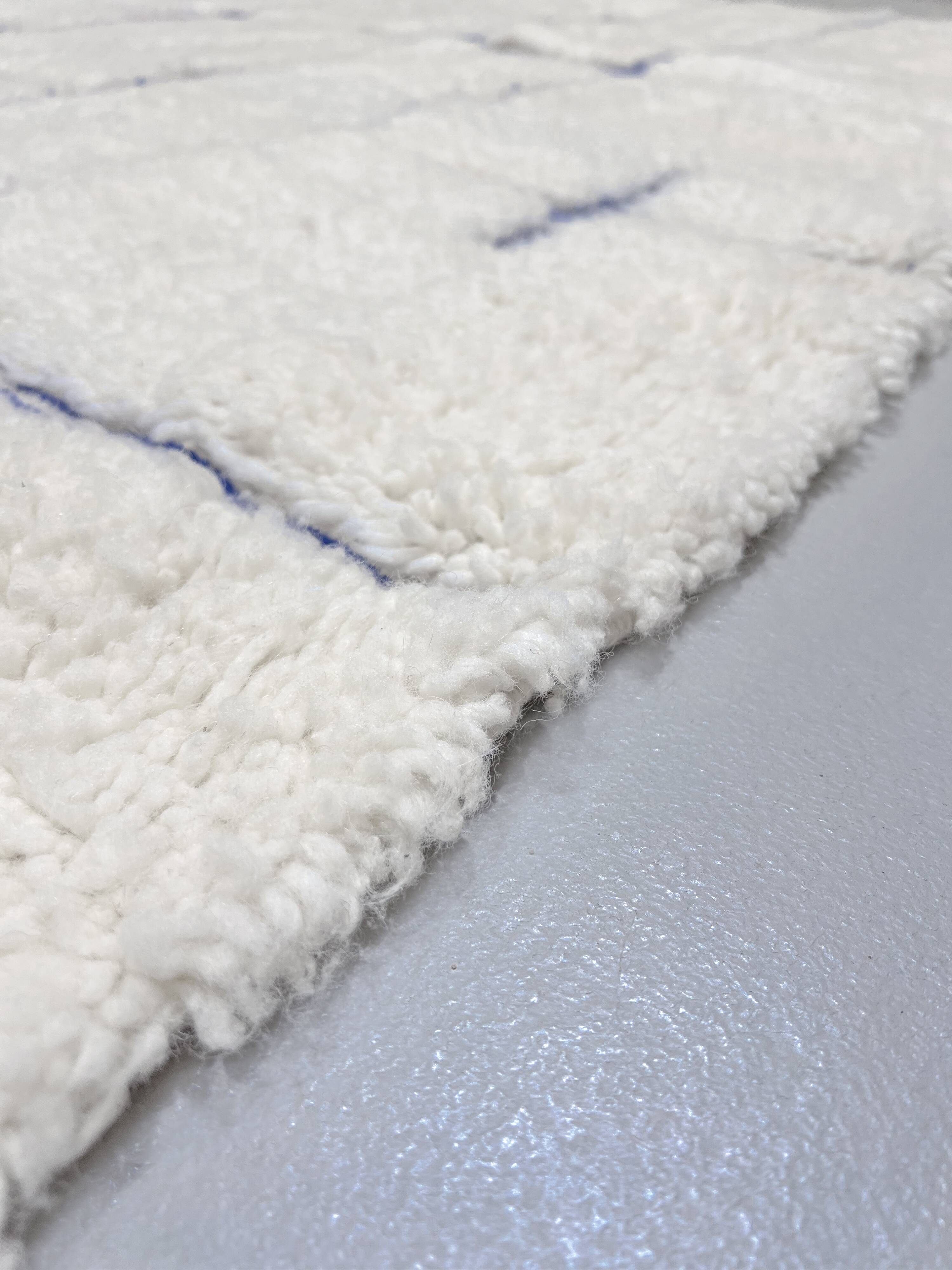 Moroccan Berber Beni Ouarain rug, ecru with blue patterns, 2.40x1.46m