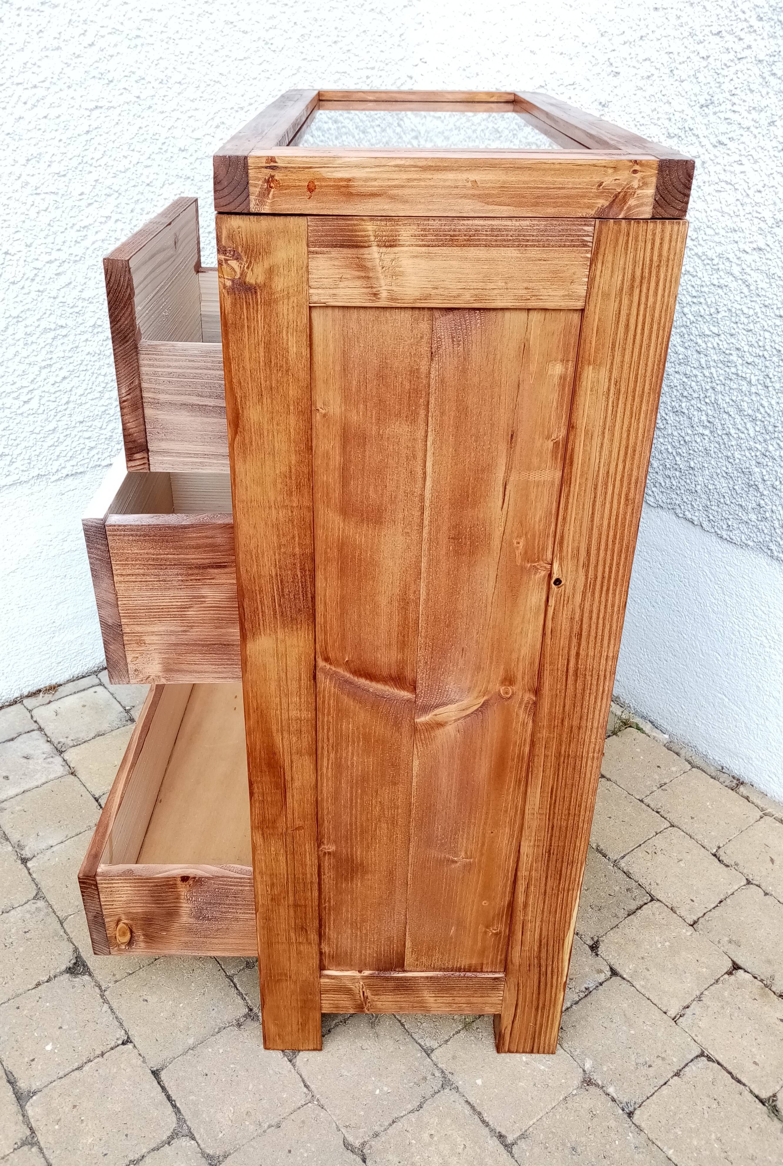 Meuble de bijoutier
