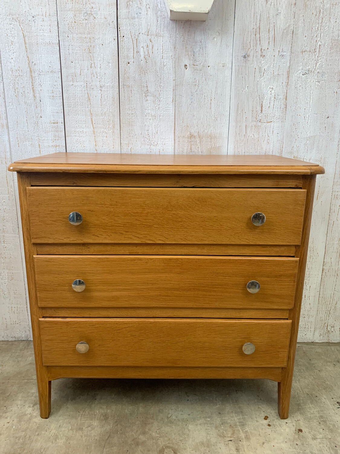 Vintage chest of drawers