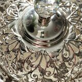 Freestanding Cake Stand