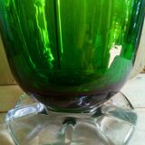 Deux pichets en verre soufflé vintages