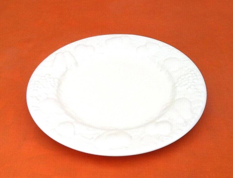 4 flat plates Fruit decoration (apples, pears, grapes...)