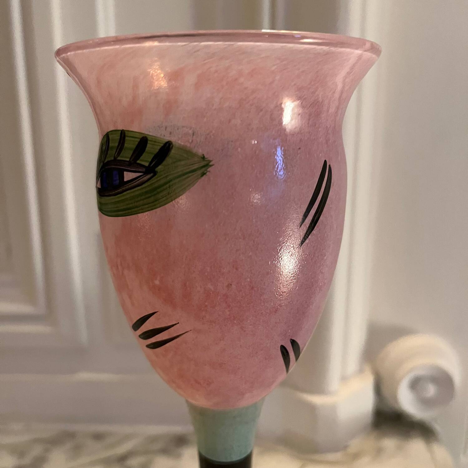 Kosta Boda – Ulrica Hydman Vallien – “Open Minds” – Painted blown glass