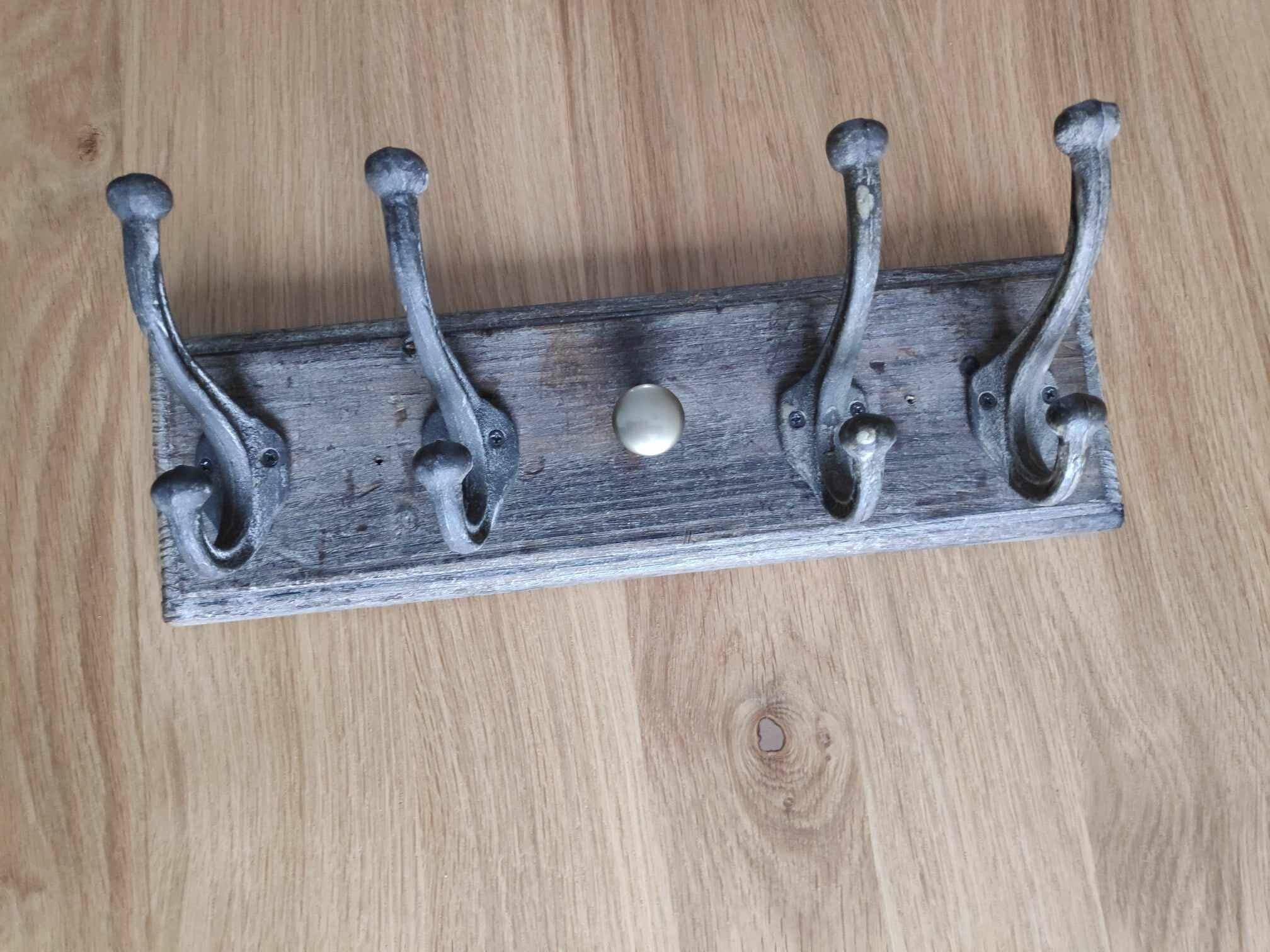 Magnificent coat rack / coat hook