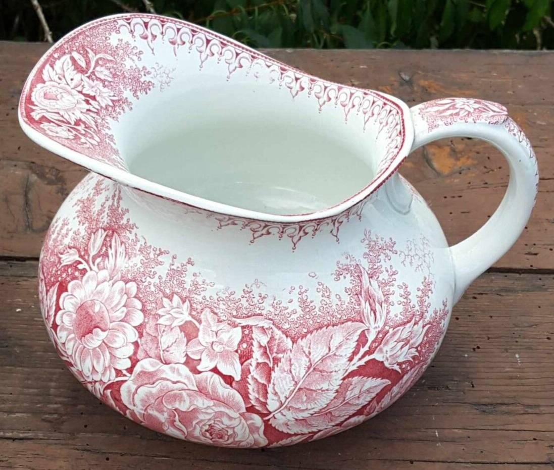 Old toilet set in Pexonne Earthenware Model Flowers FF Vintage