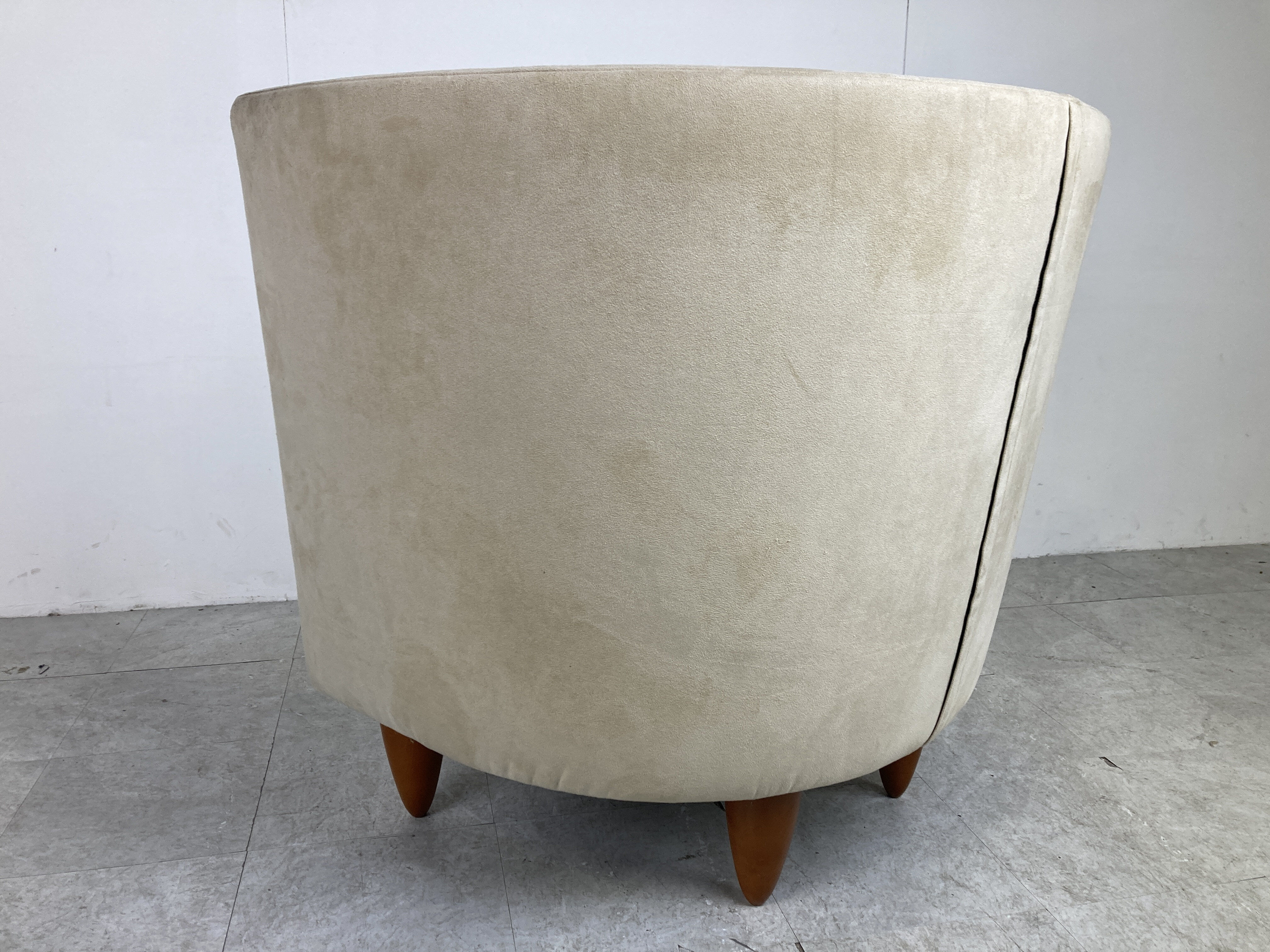 Vintage highback lounge chair by Ligne Roset, 1990s