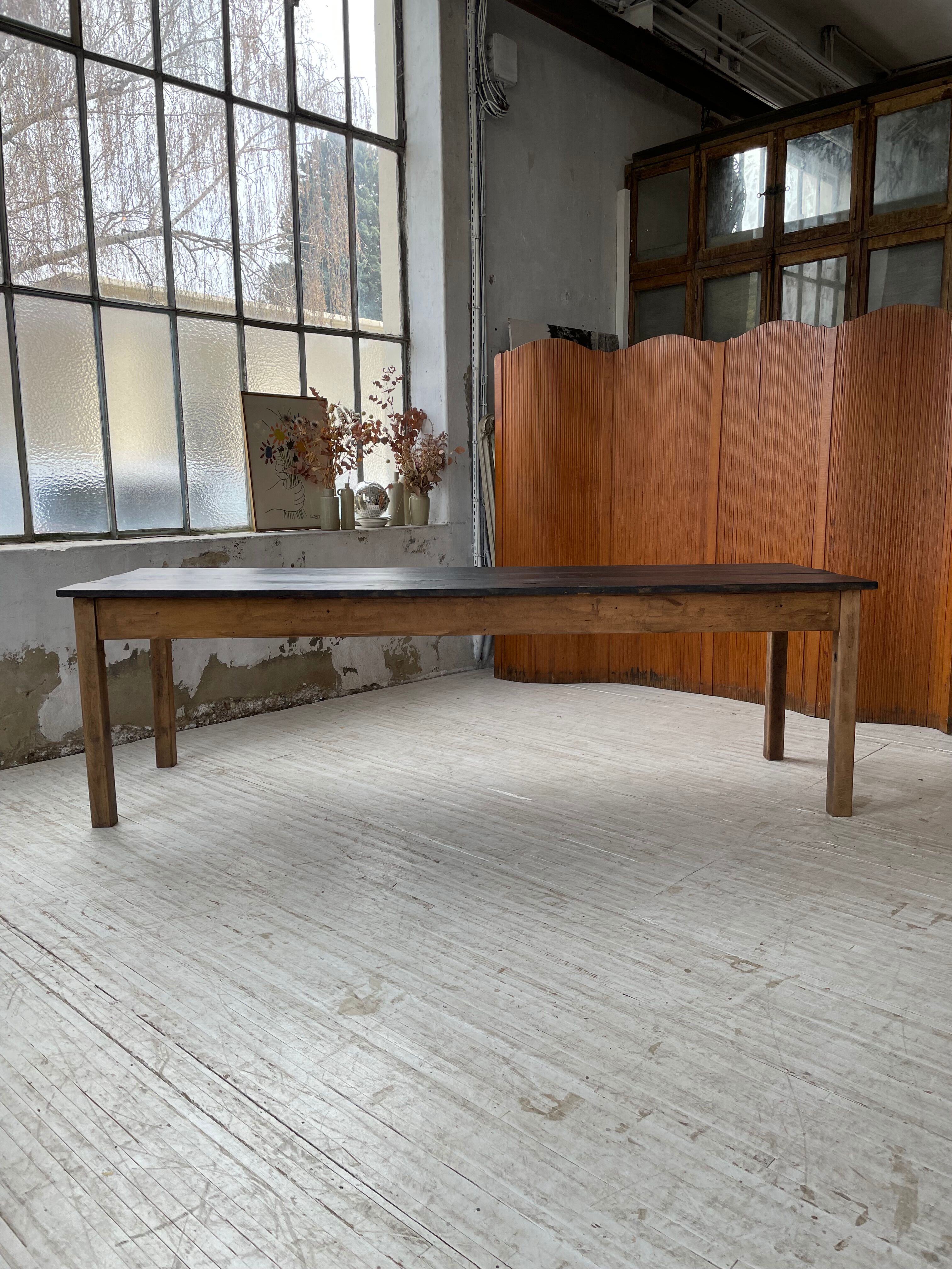 Black pine farm table 250 cm
