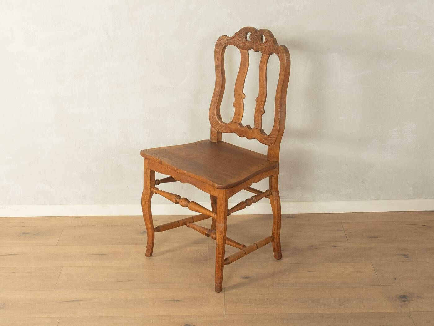 Ensemble de sièges antiques