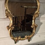 Miroir bois doré.