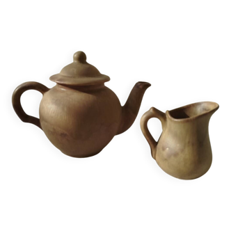 Teapot and small earthenware pot