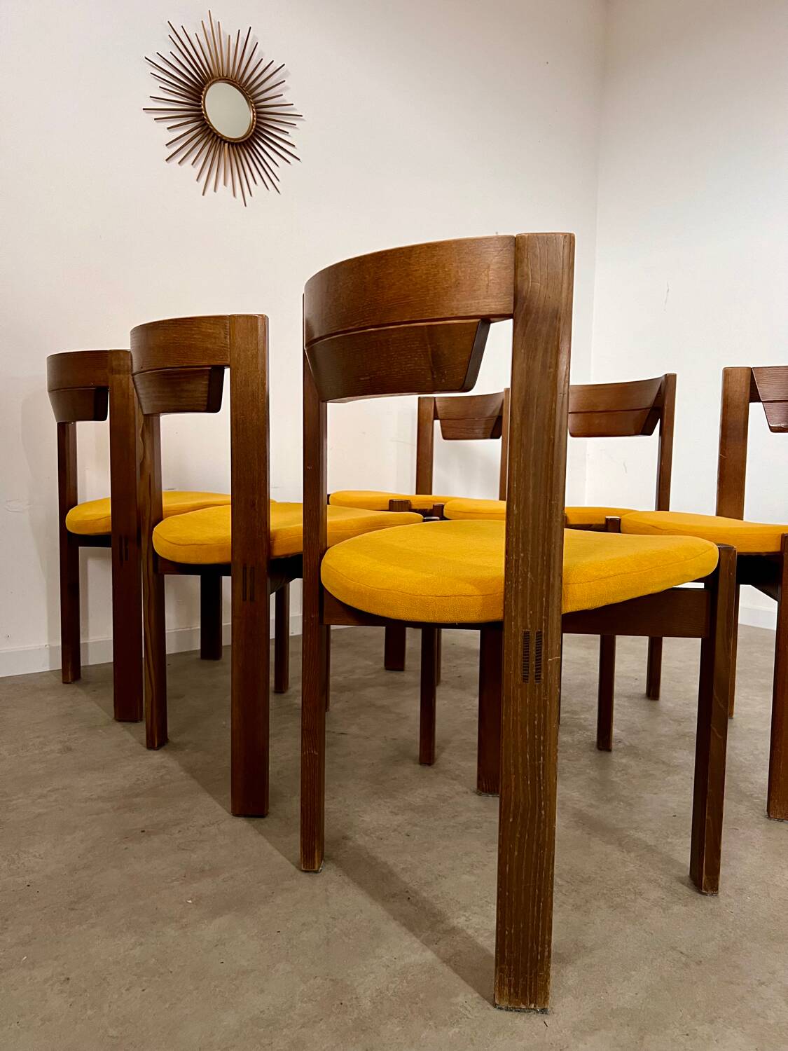 Set of 6 Scandinavian style chairs Girsberger 70s vintage solid wood mustard yellow