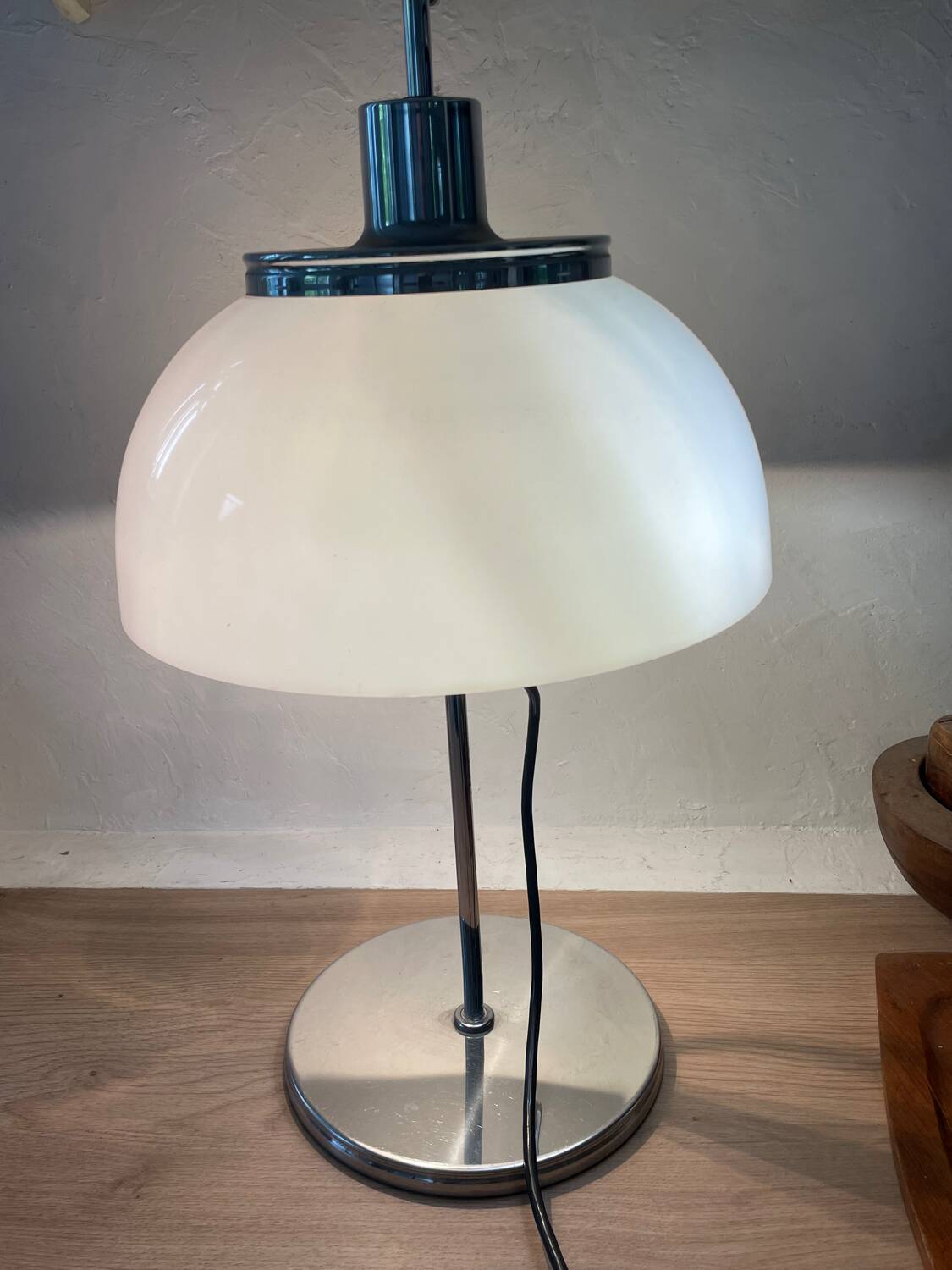 Lampe Faro Harvey Guzzini vintage