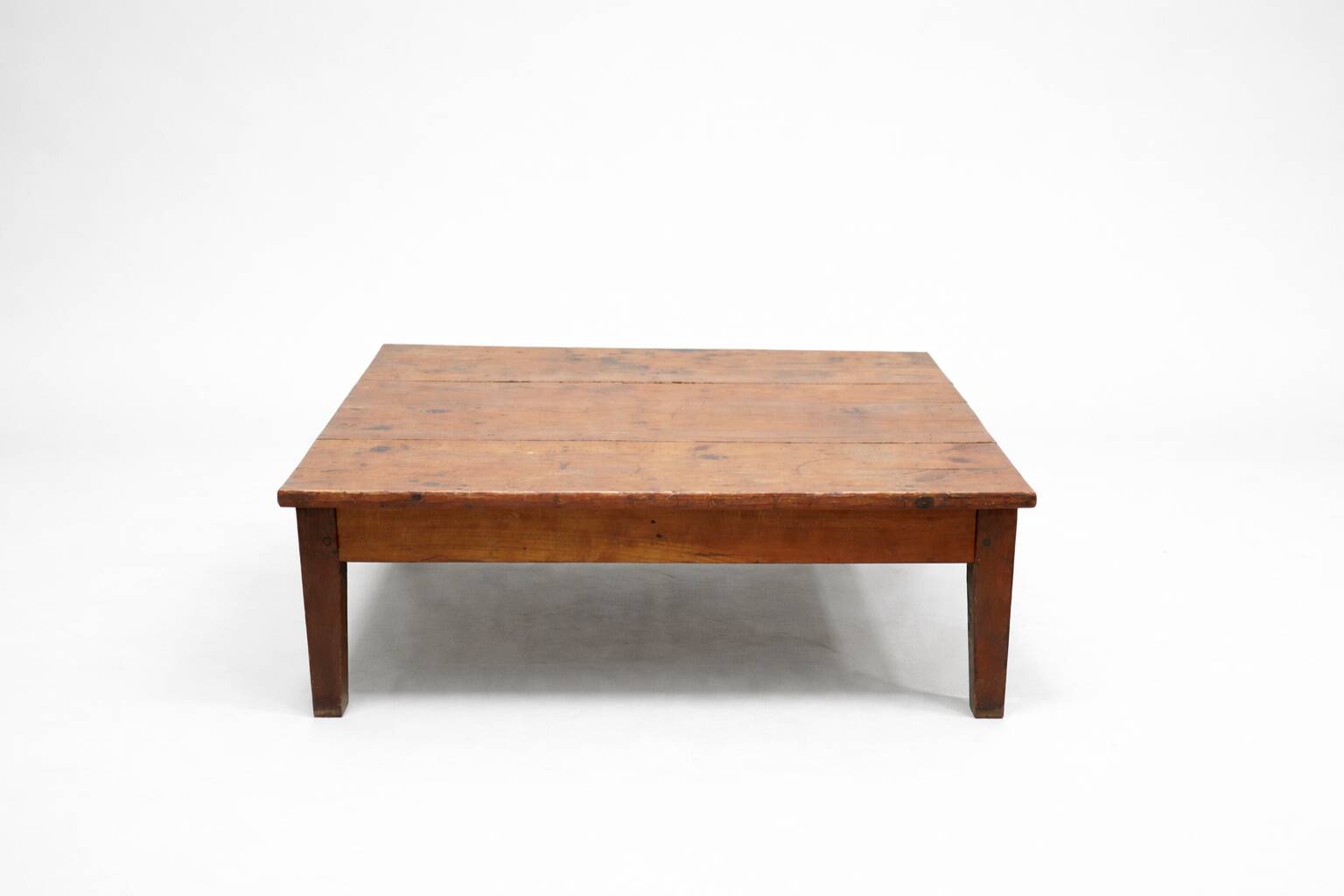 Table basse ancienne en bois – patine d’origine