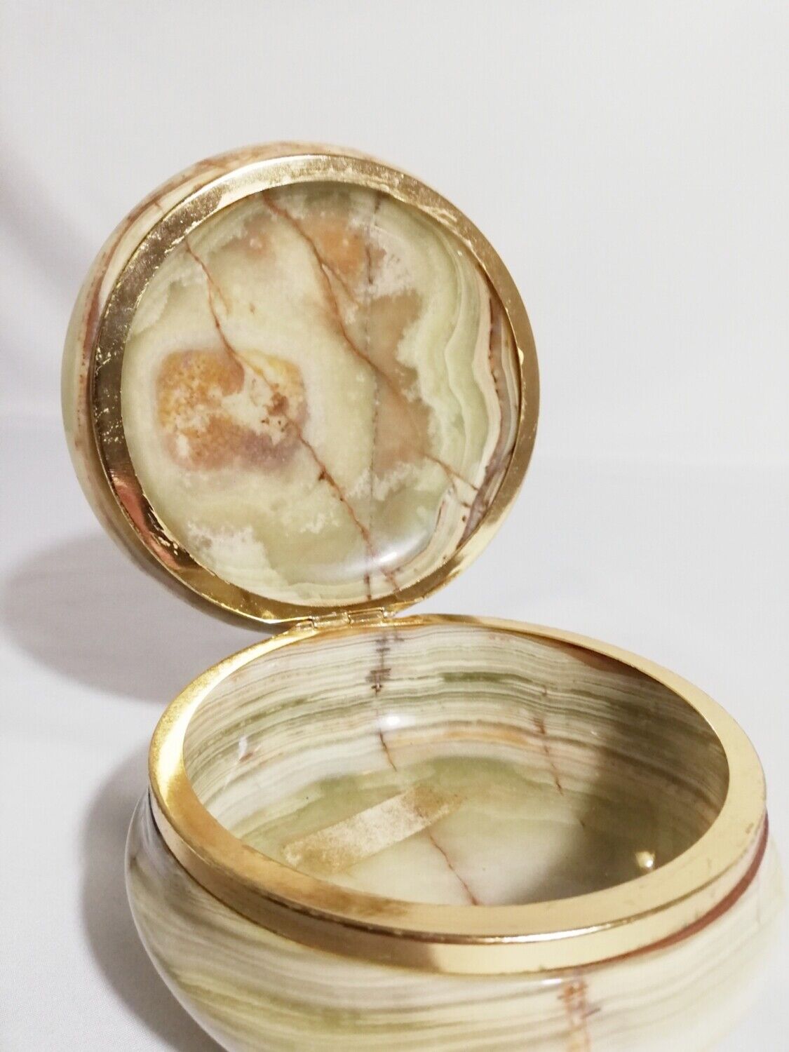 Alabaster jewelry box