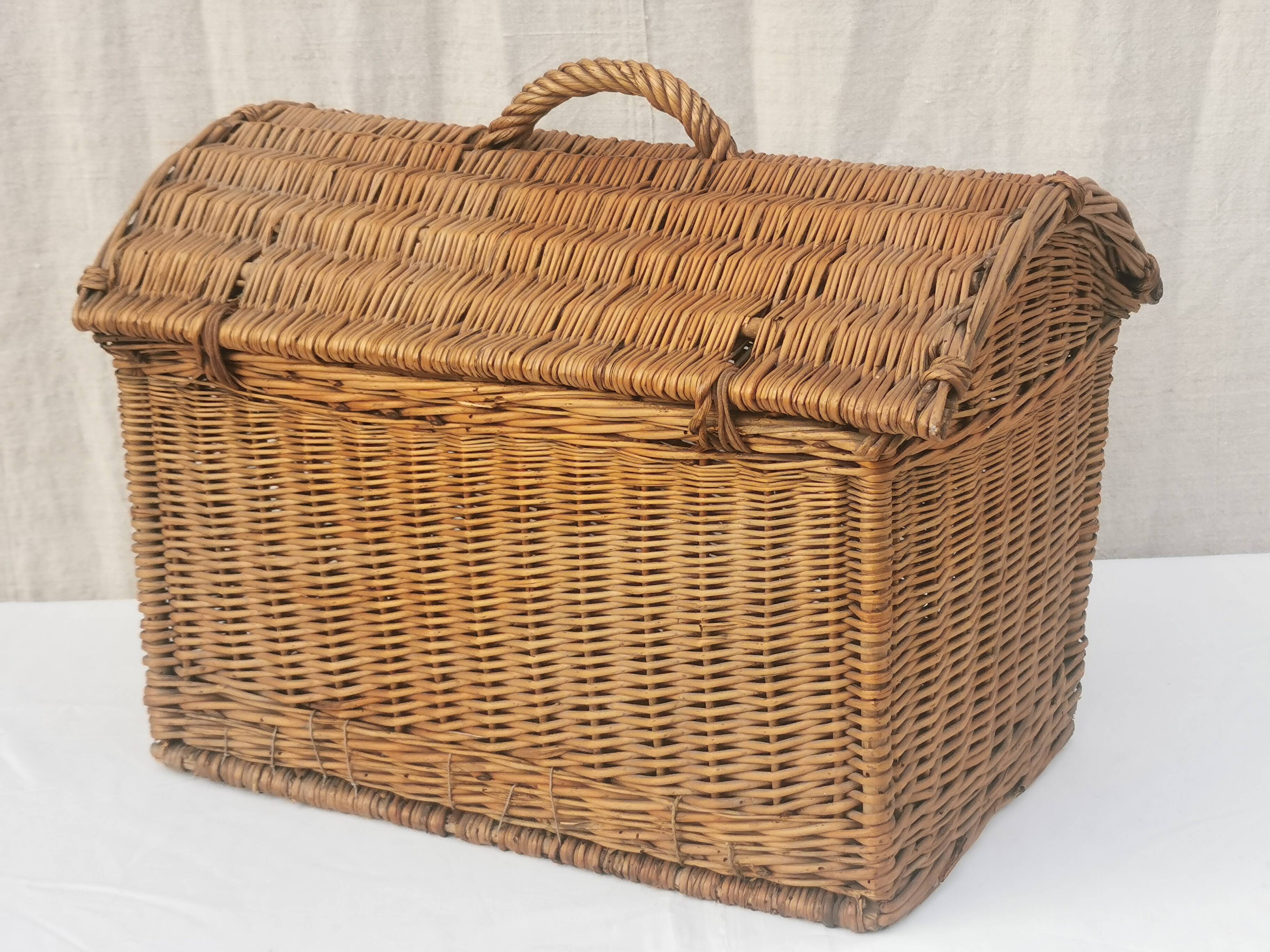 Large vintage wicker basket