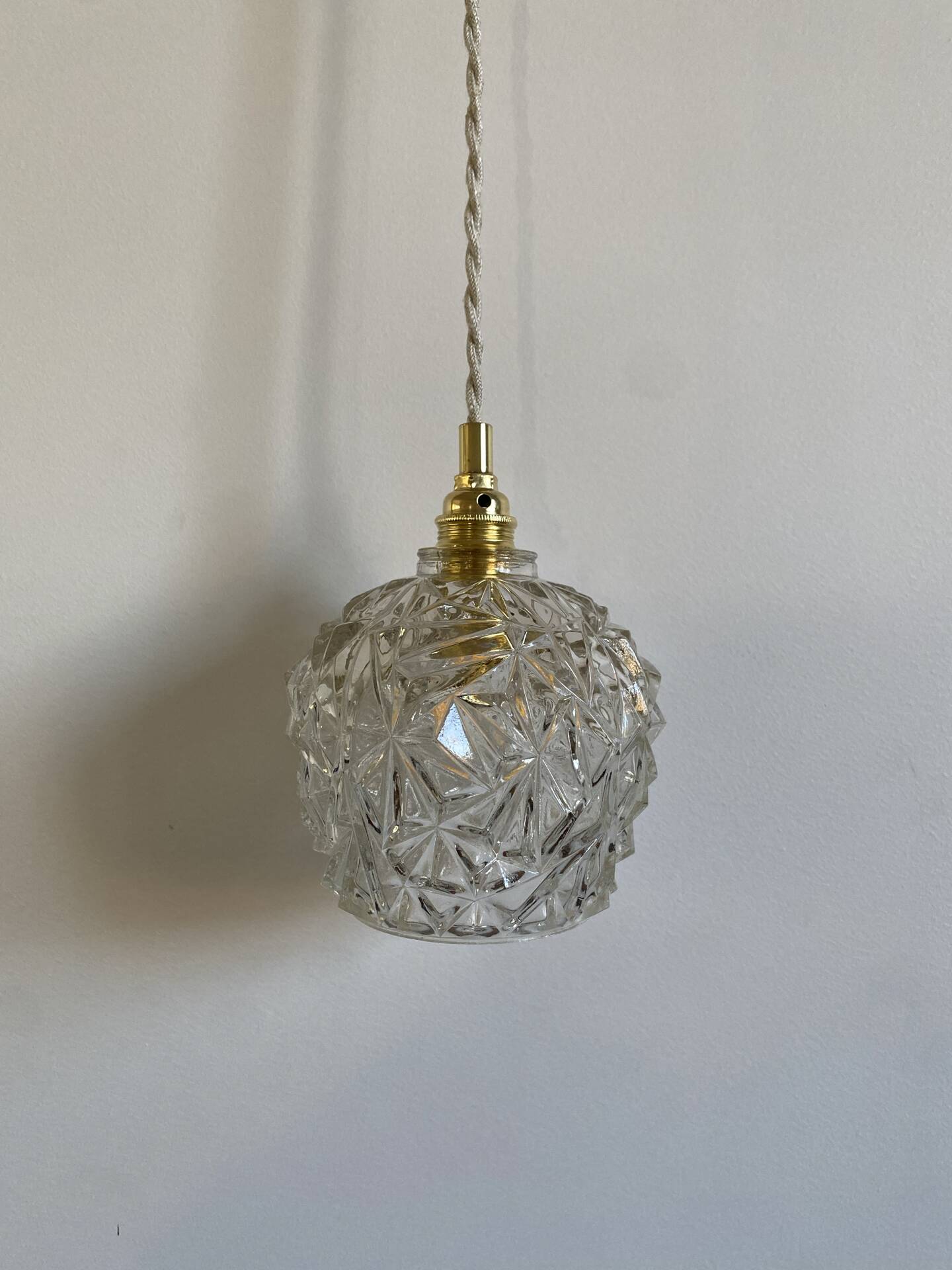Baladeuse globe vintage en verre 