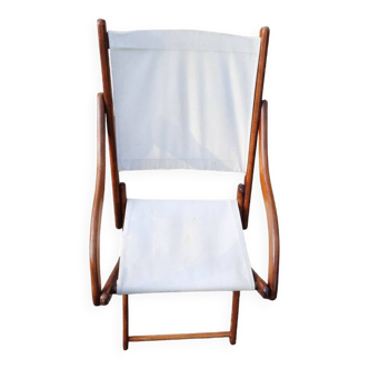 Old beach chair