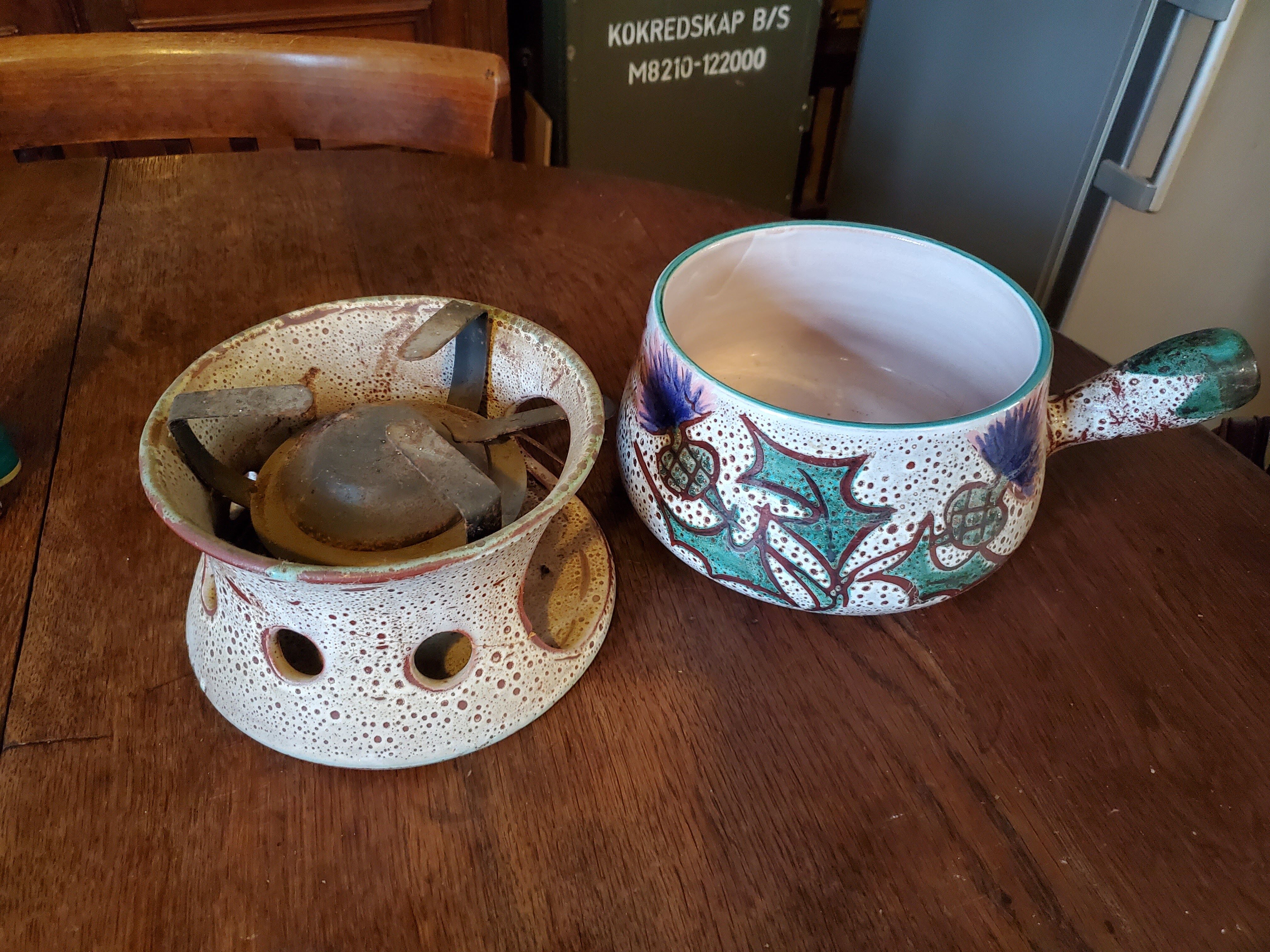 Vallauris fondue set