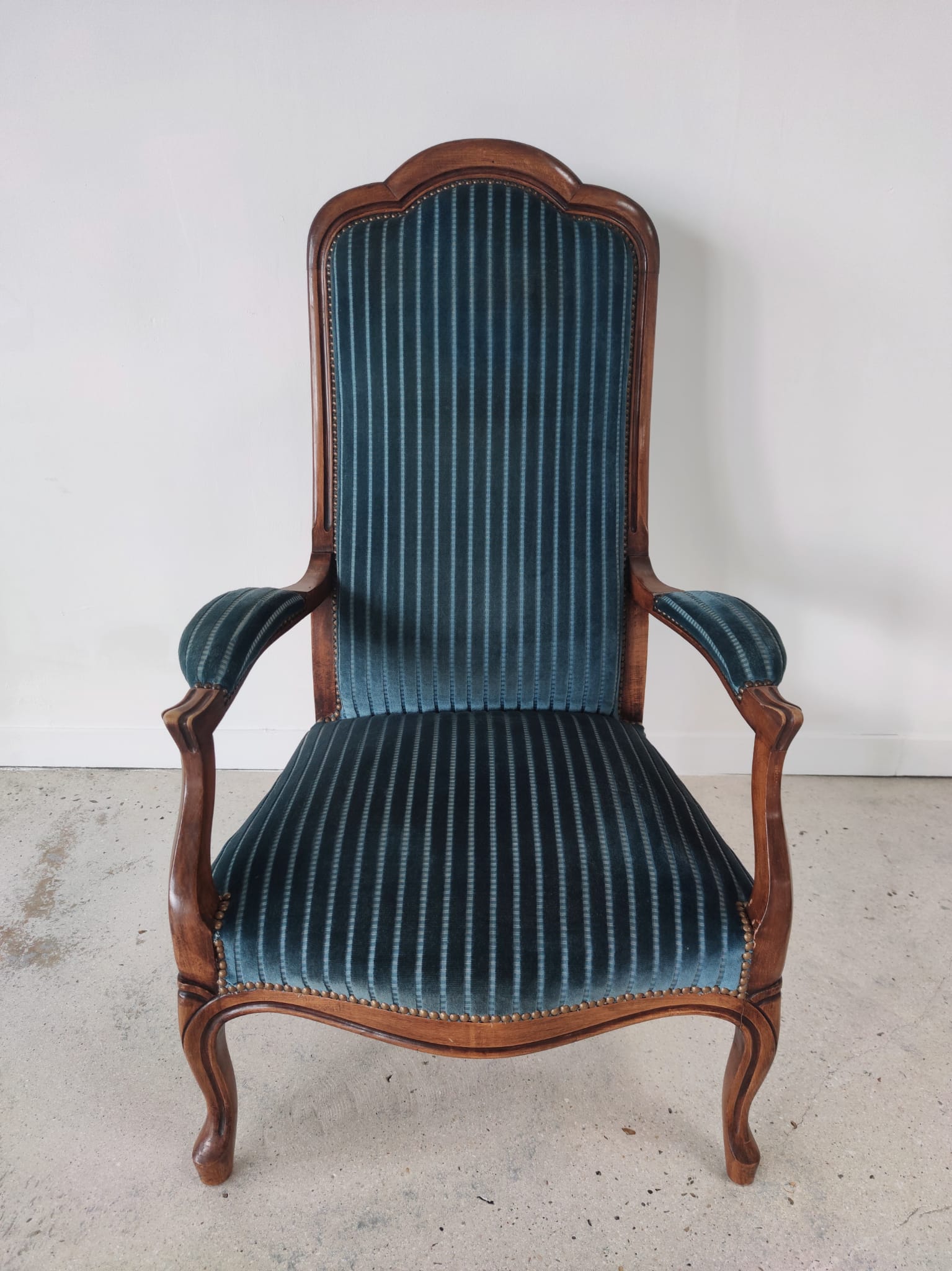 Voltaire armchair velvet striped blue
