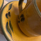 Mugs with saucers
