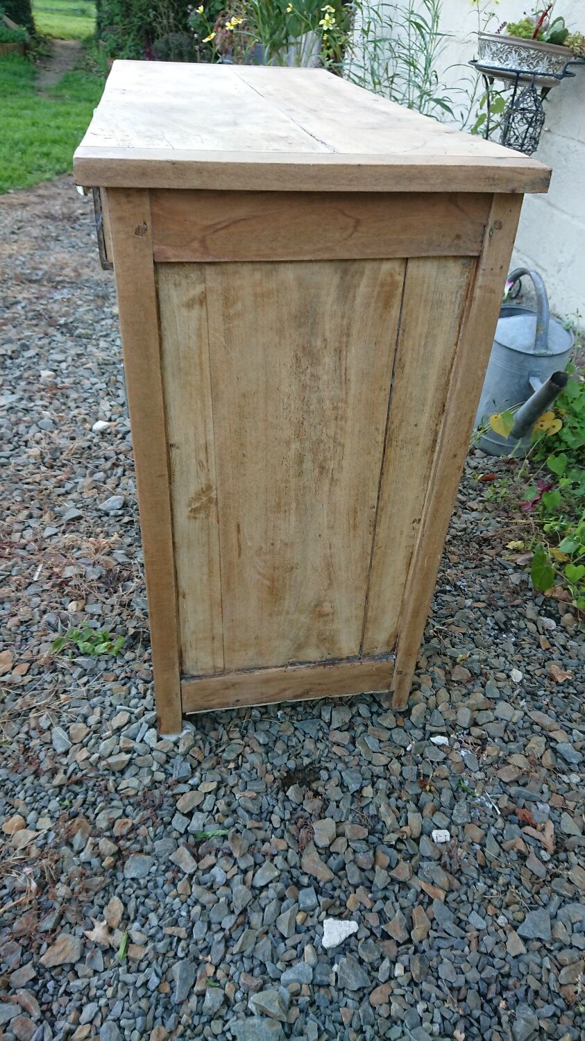 Parisian style country buffet