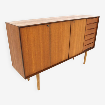 Enfilade scandinave en teck "Spekter", Fredrik Kayser, Skei & Co Møbelfabrik, Suède 1960