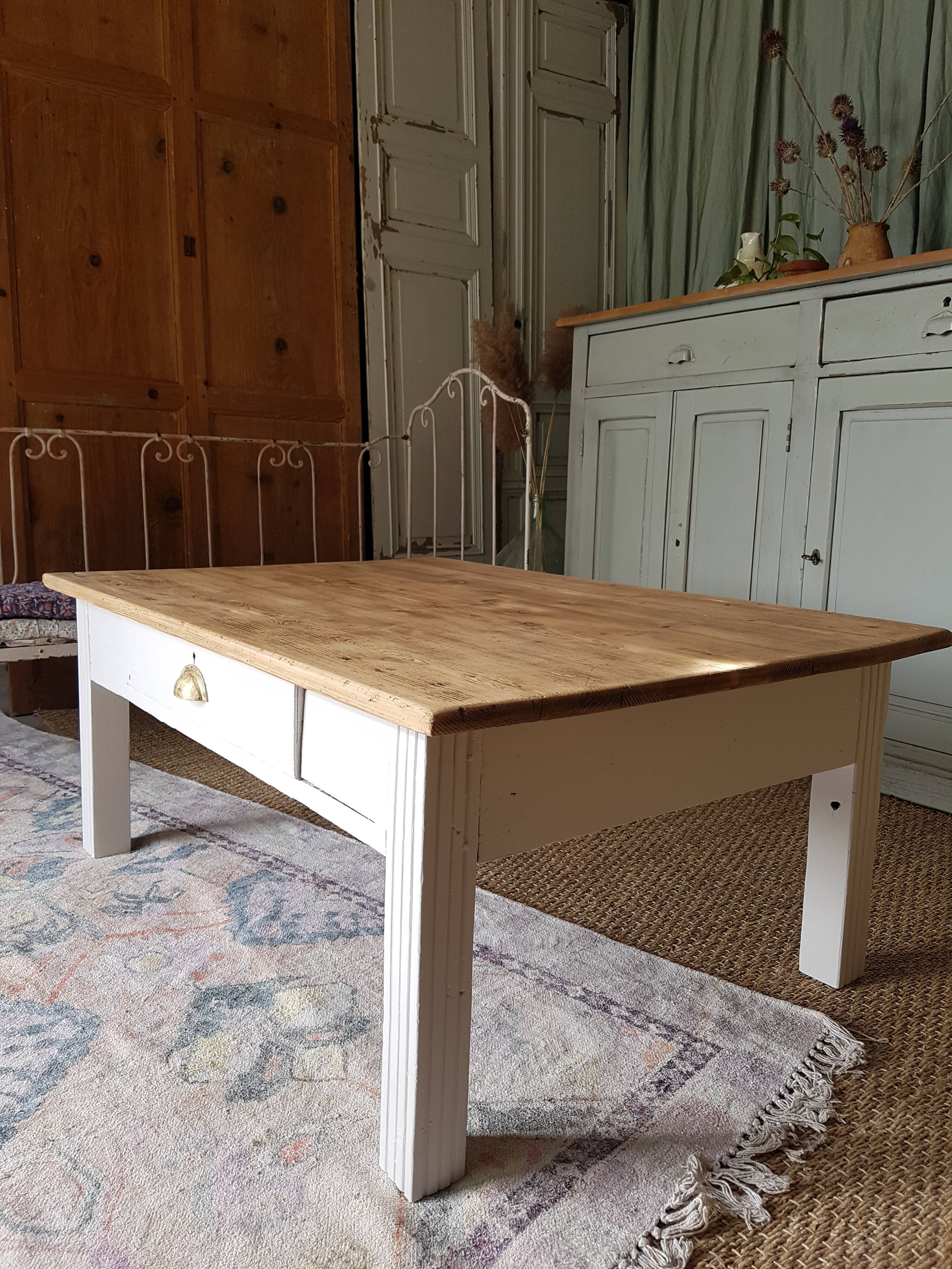 Table basse de ferme