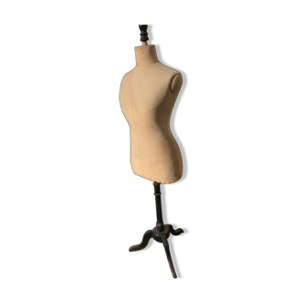 Bust-mannequin