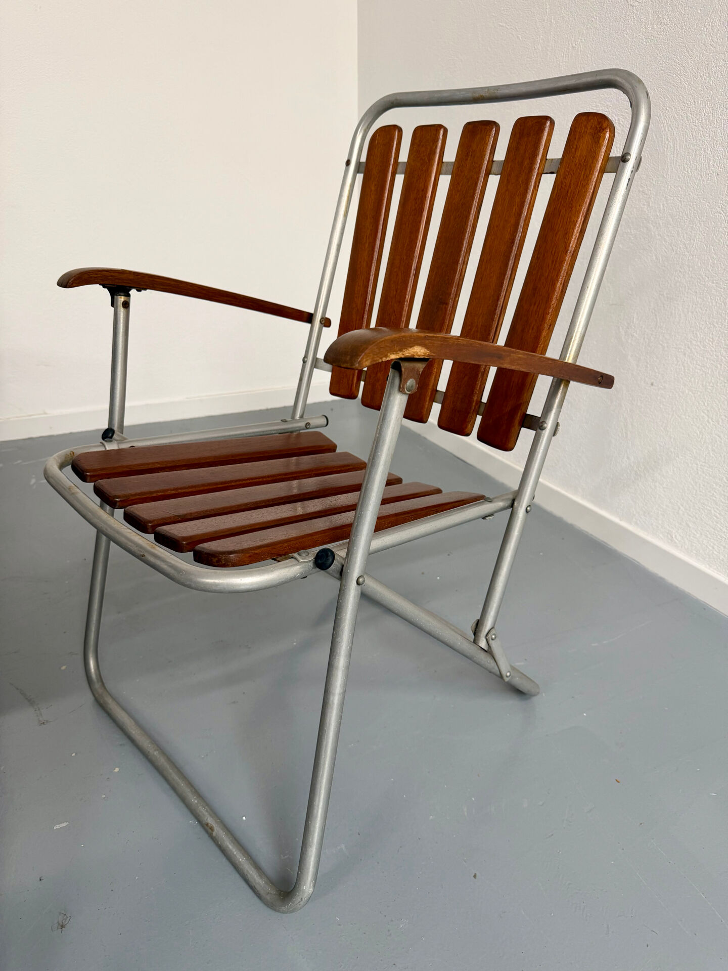 Vintage folding garden set table 4 chairs wood and metal 1960