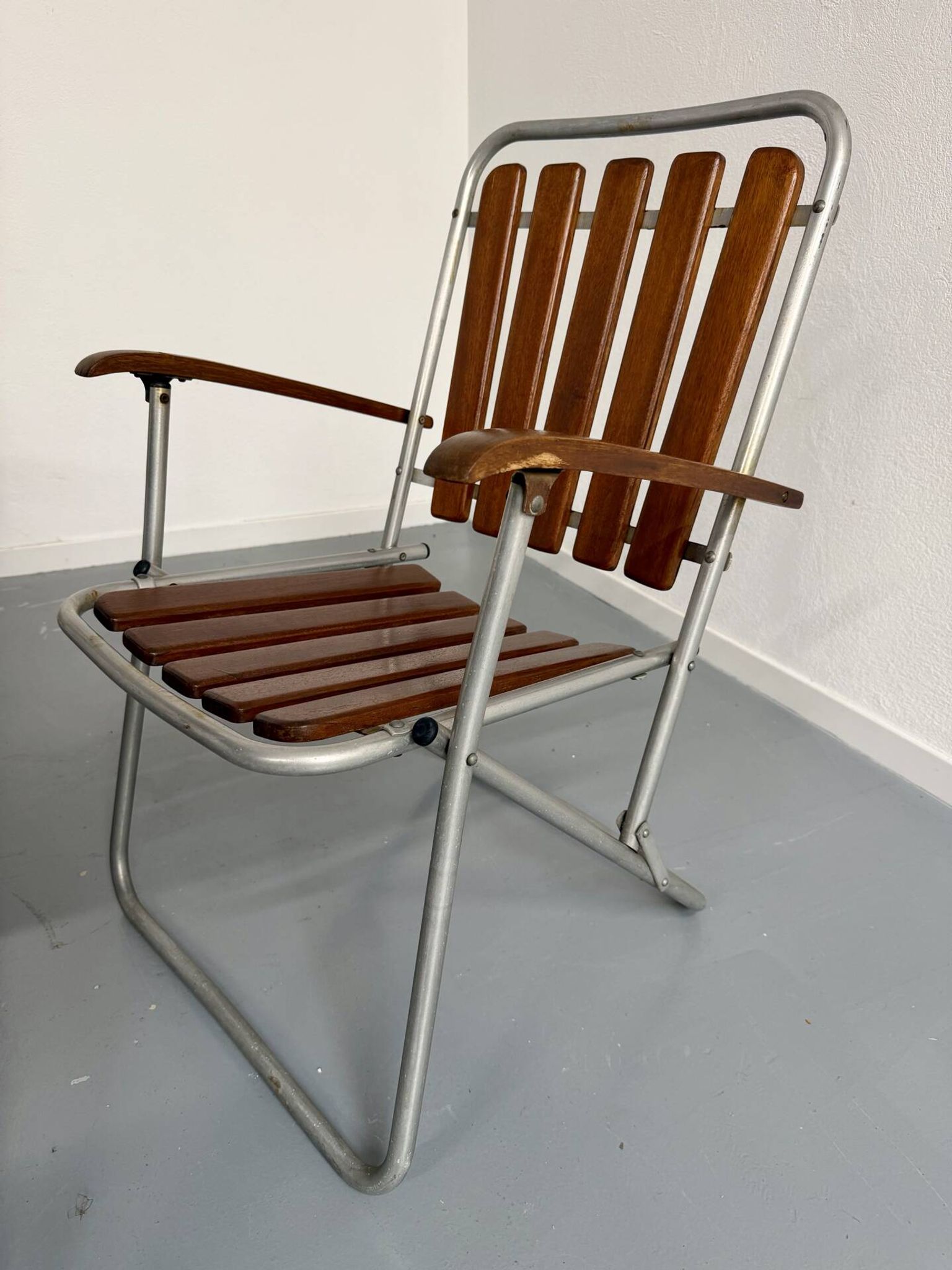 Vintage folding garden set table 4 chairs wood and metal 1960