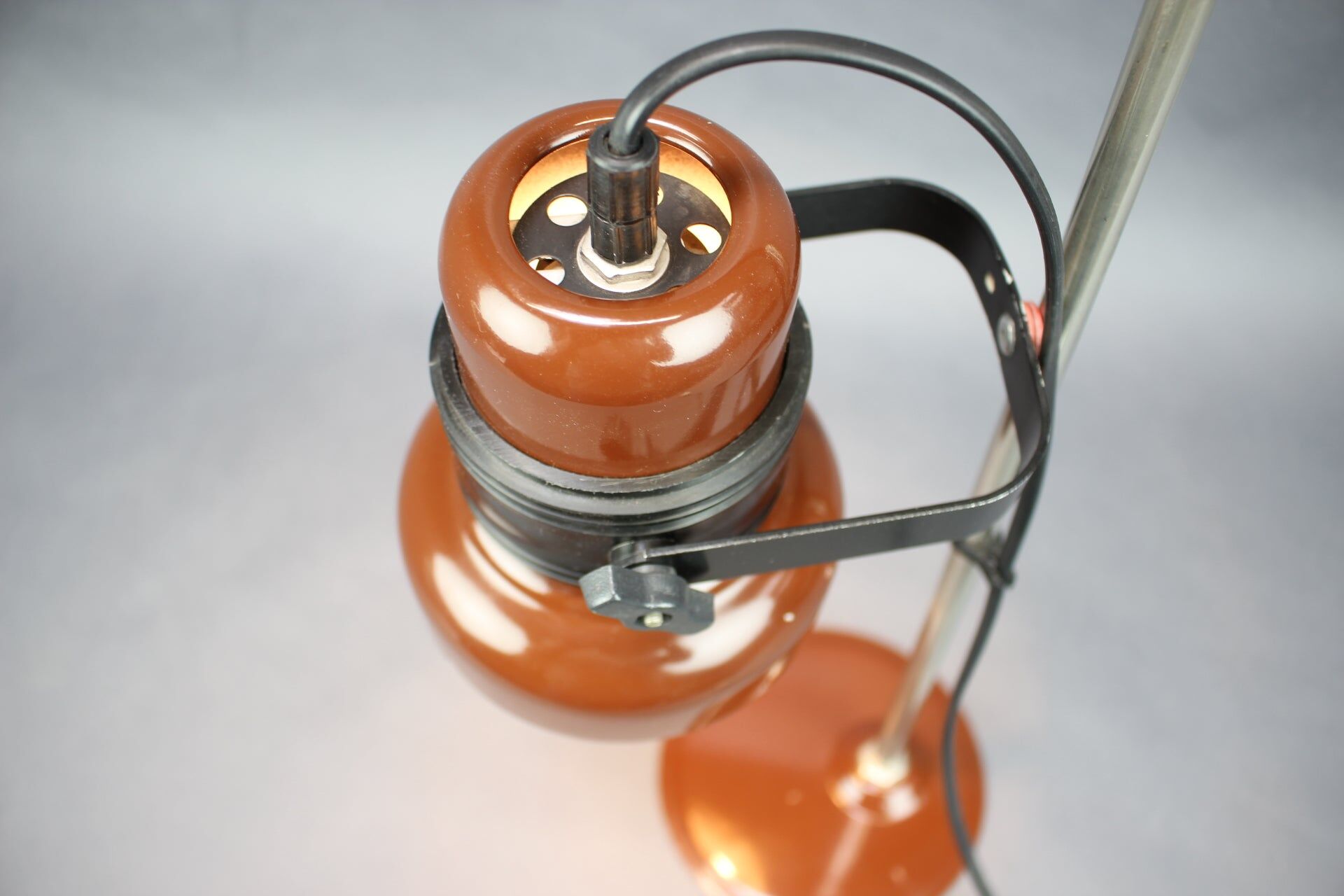 1970s Hungarian table lamp, "Space Age" style, in brown enamel.