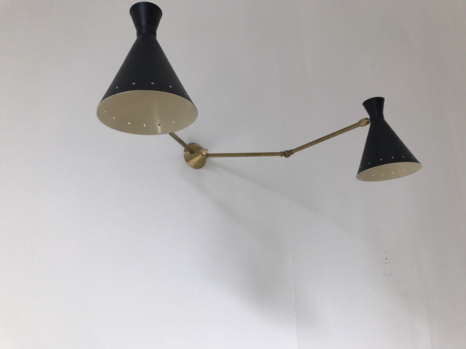 Wall lamp in the style of Italian creations of the 50s