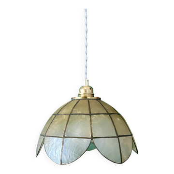 Vintage pendant light in mother-of-pearl and brass