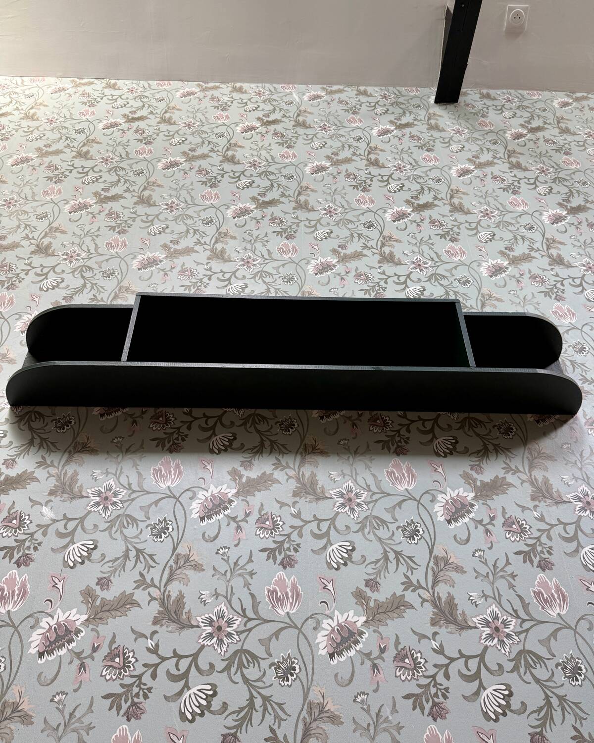 Art Deco Shelf (renovated)